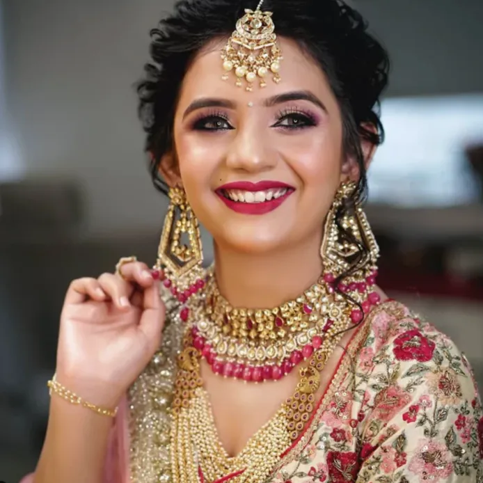 How Many Days Before Wedding Should You Get Teeth Whitening Done?