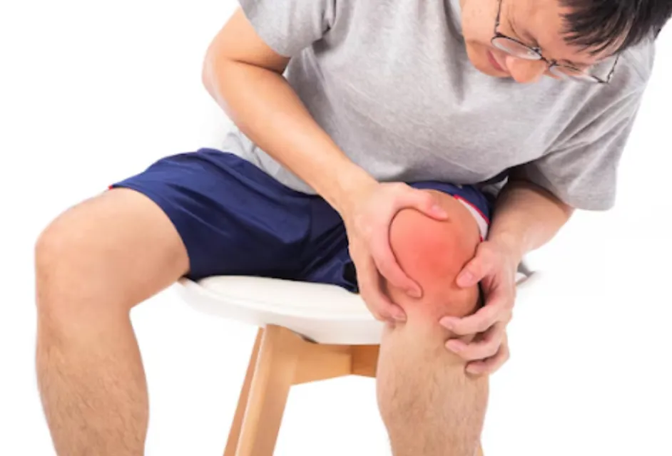 Orthopedic Surgeon for Infected Knee Replacement in Delhi