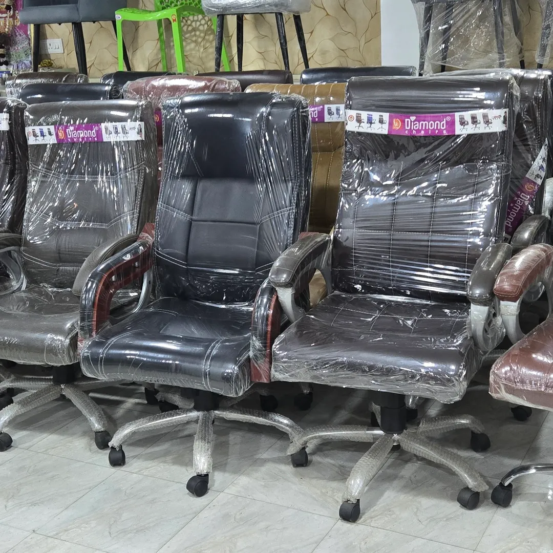 Chair manufacturer in gondia