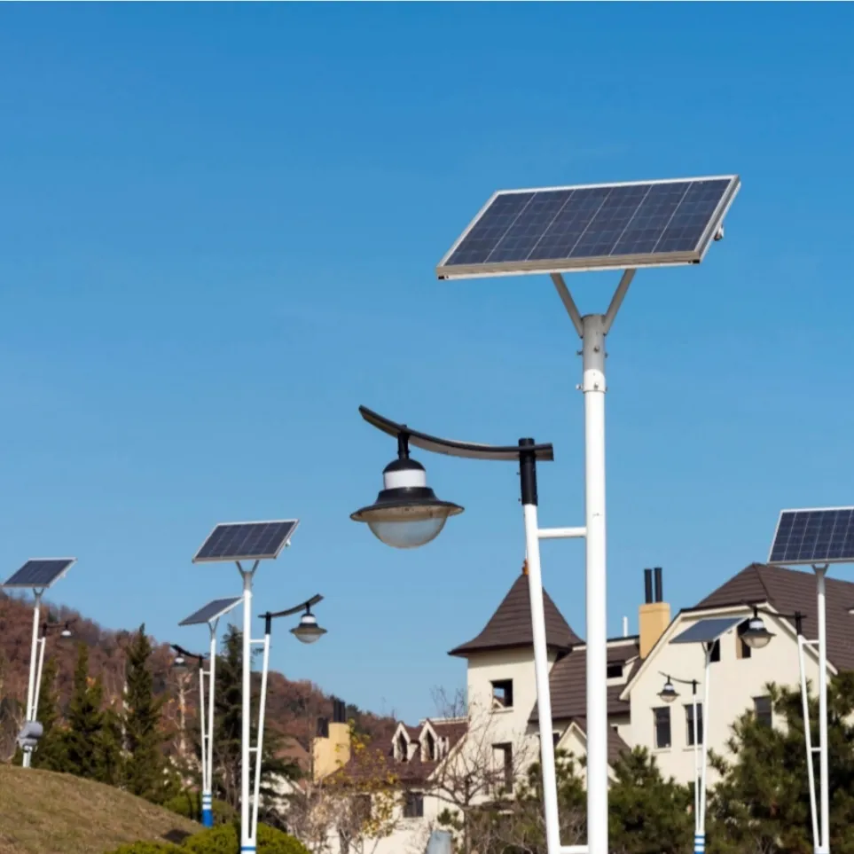 Solar Hybrid Street Lights