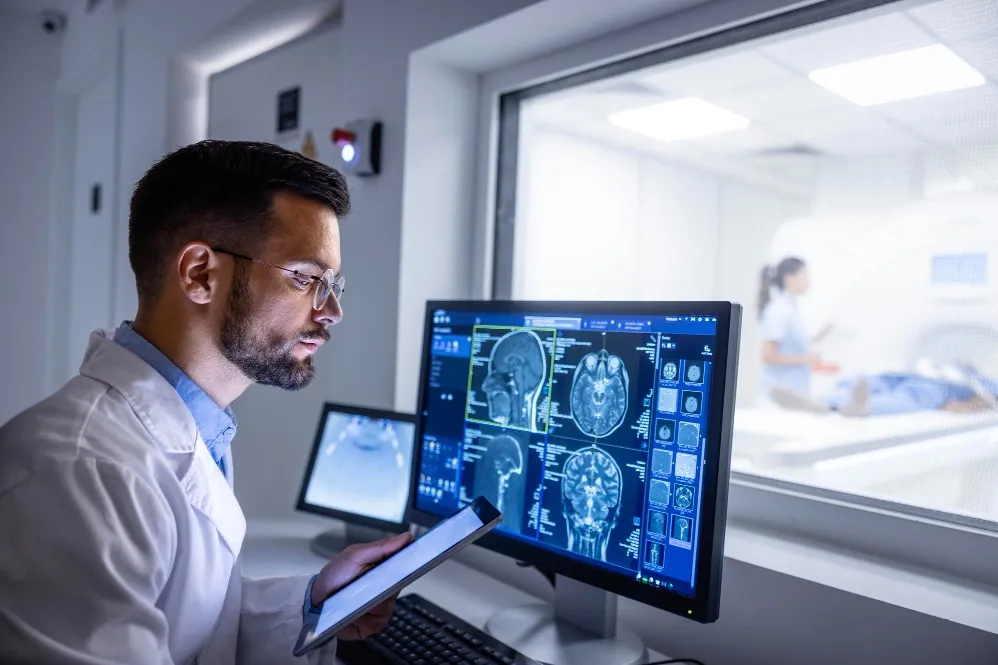 Radiologist in Pune - Accurate Imaging for Confident Diagnosis