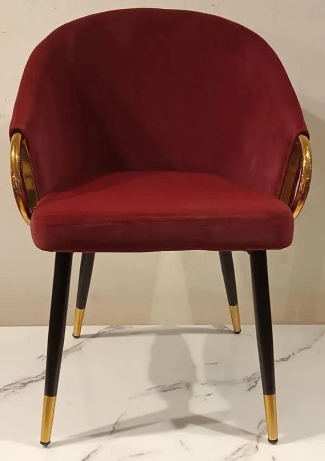 Restaurant furniture in Delhi