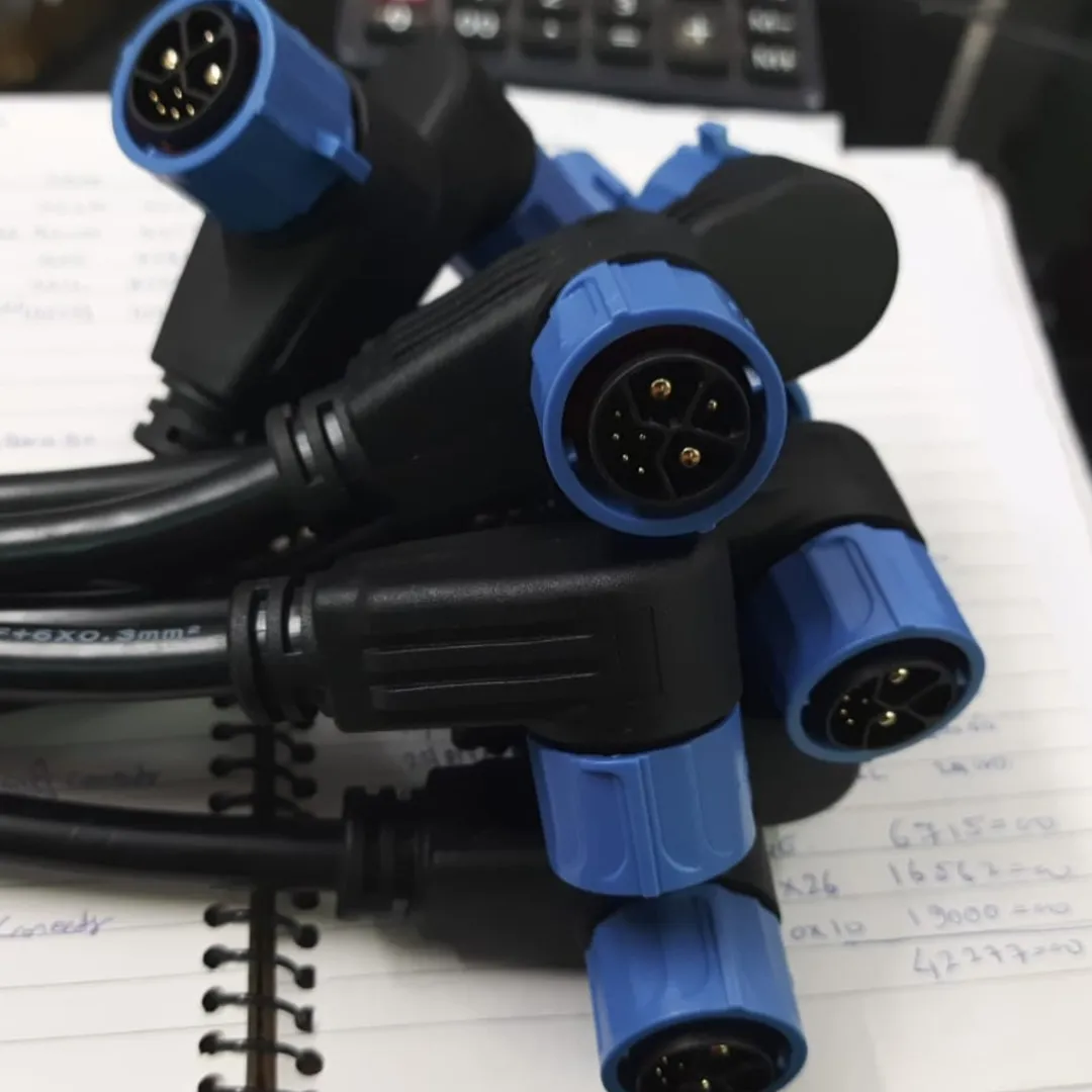 CONNECTOR CHAKORI WITH WIRE