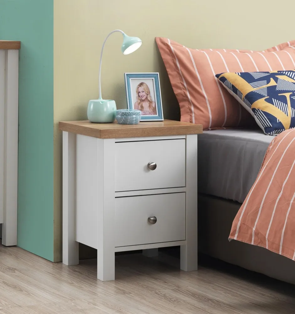 Nightstand Bedside Tables for a Cozy Ambience in Hadapsar