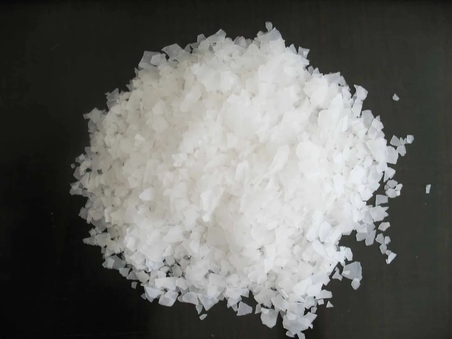 SODIUM NITRATE AS CORROSION INHIBITOR.LAXMI ENTERPRISE. VADODRA