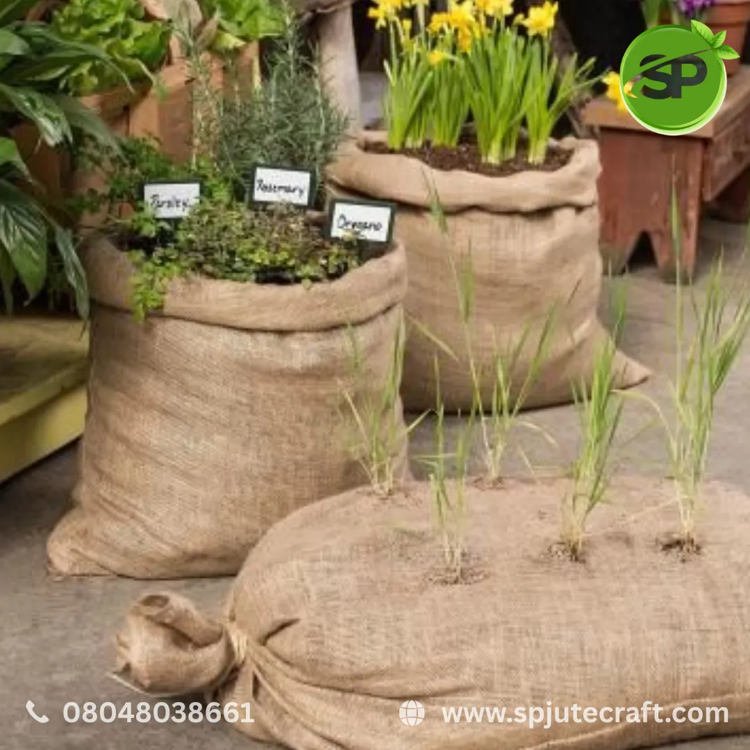 🌱 Why Jute Matters in Farming 🌱
Jute is more than just a fabric — it’s a natural solution for sust...