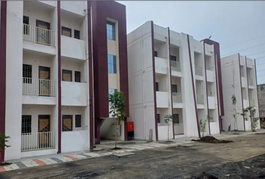 2 BHK Flats in Wardha Road