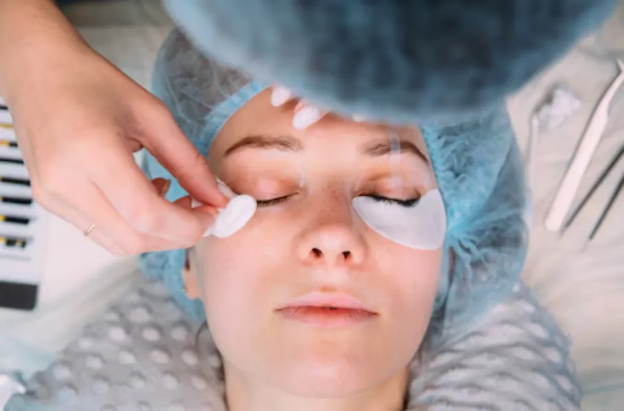 Under-Eye Dark Circle Treatment in Alwarpet for Brighter, Refreshed Eyes