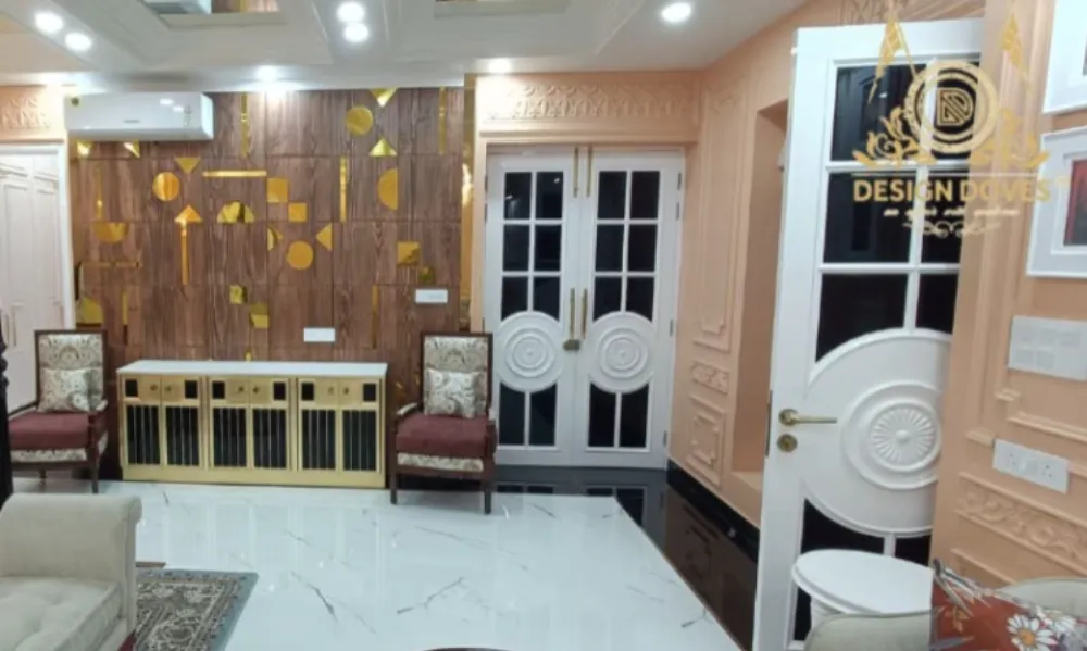Luxury Commercial Interior in Greater Noida for Professional Spaces
