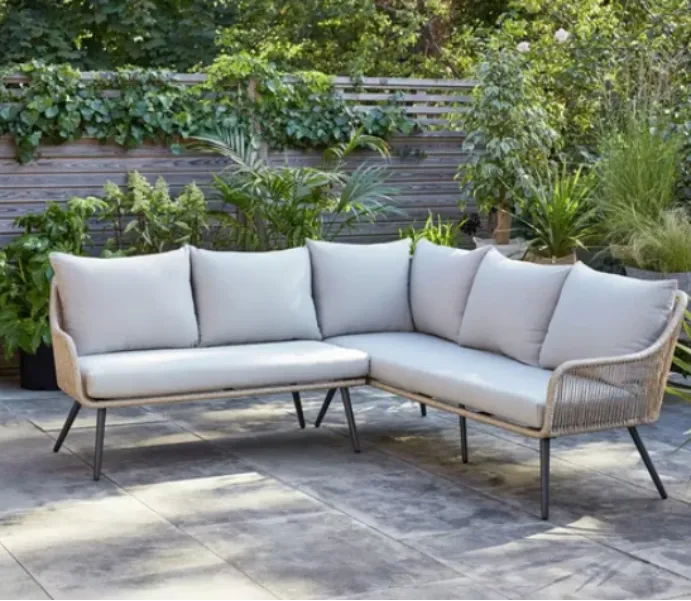 Designer Outdoor Furniture Wholesale in Gurgaon – Style That Serves a Purpose