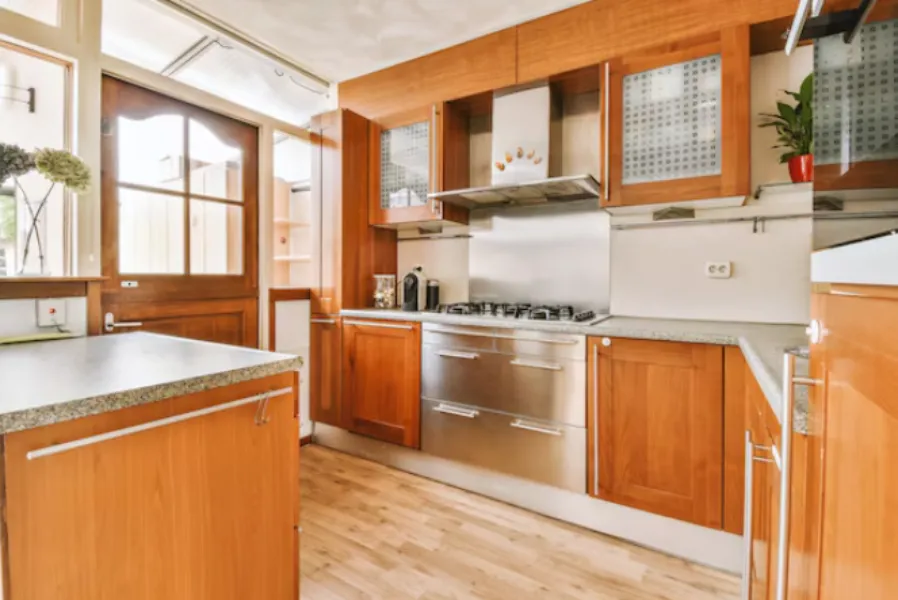 Wooden U Shape Modular Kitchen in Sathyamangalam for Spacious Homes
