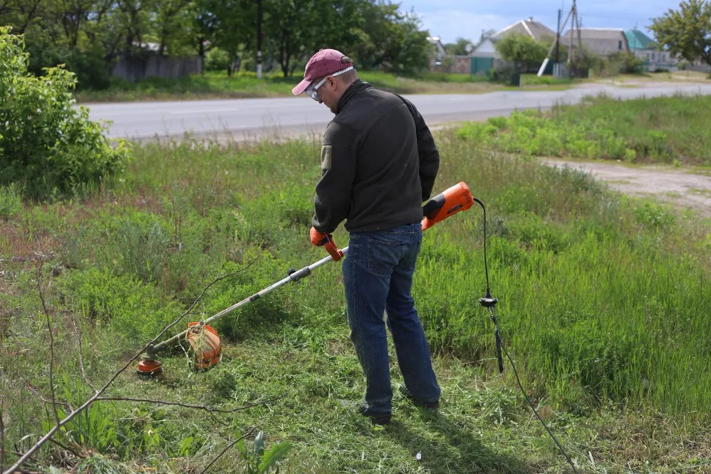 Brush Cutters in Ghaziabad – Making Outdoor Work Feel Lighter