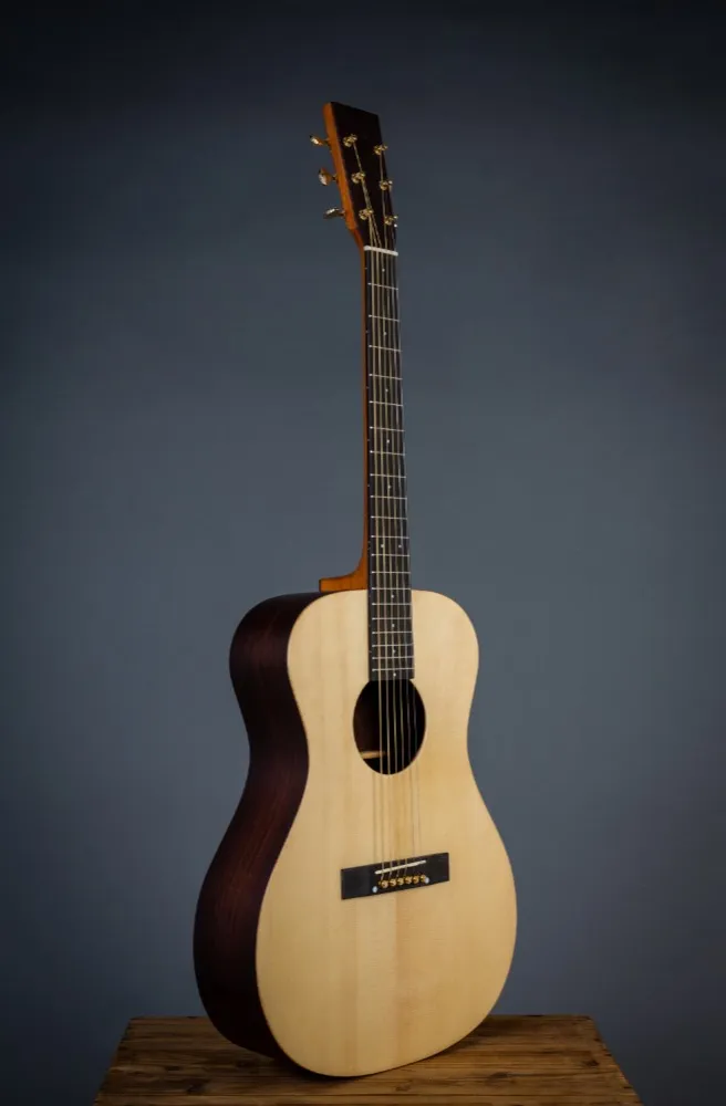 Acoustic Guitar Dealers in Bengaluru