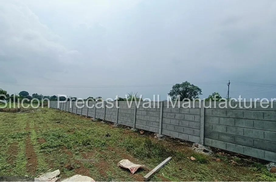 Concrete Compound Wall in Nashik