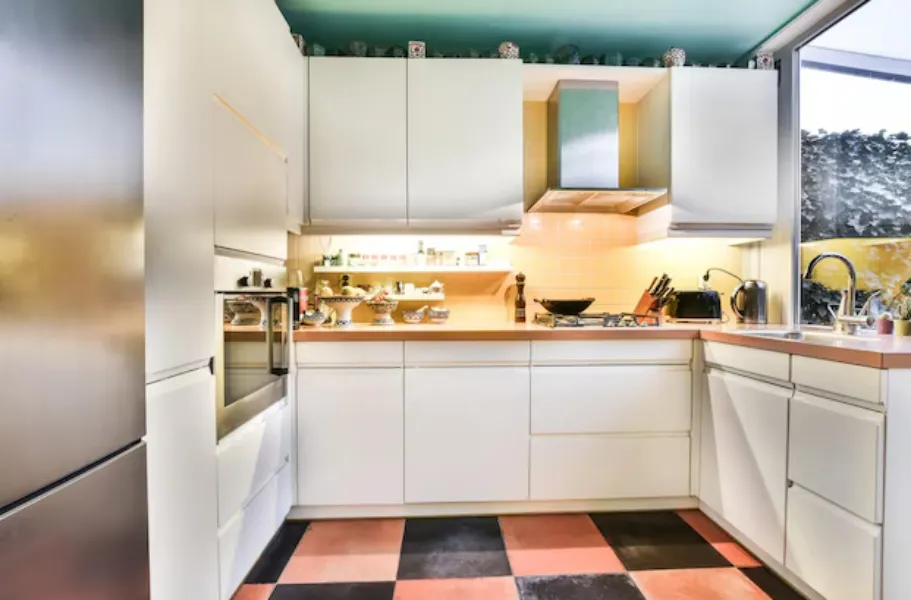 U Shaped Modular Kitchen Manufacturer in Thane for Maximum Storage