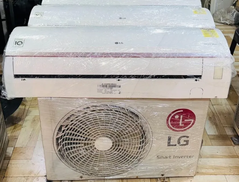 A/C On Rent In Seven Banglow Andheri West, Mumbai