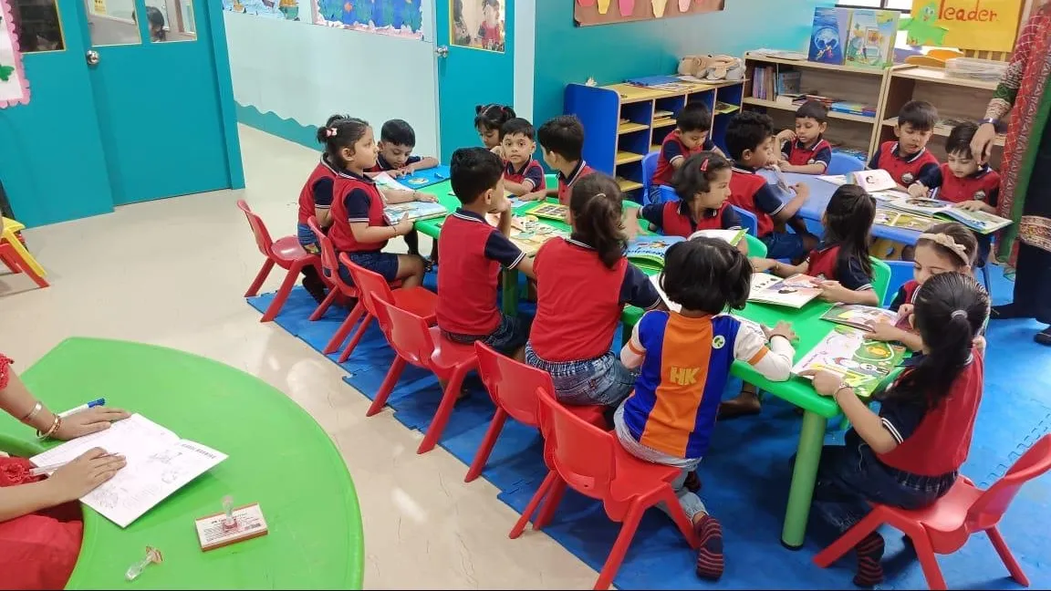 Best Preschool in Malad West – Hello Kids Flamingo Preschool