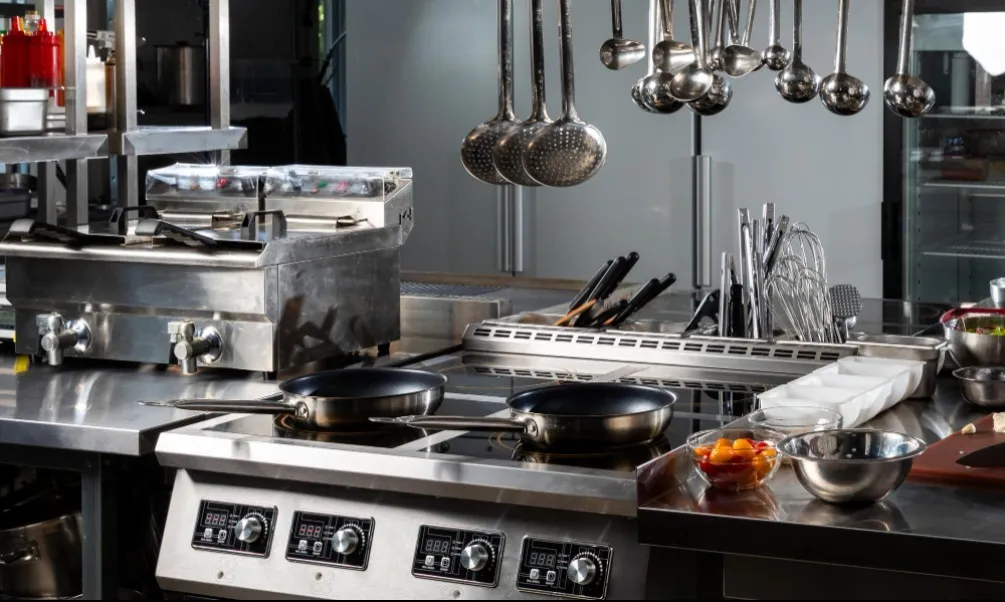 Restaurant Kitchen Equipment Manufacturers in Chandigarh – Designed for Busy Service Hours