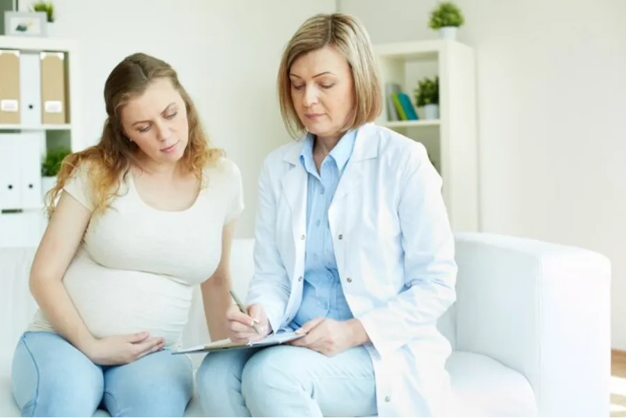 Best Gynaecologist and Obstetrician in Tardeo – Dual Expertise for Your Health