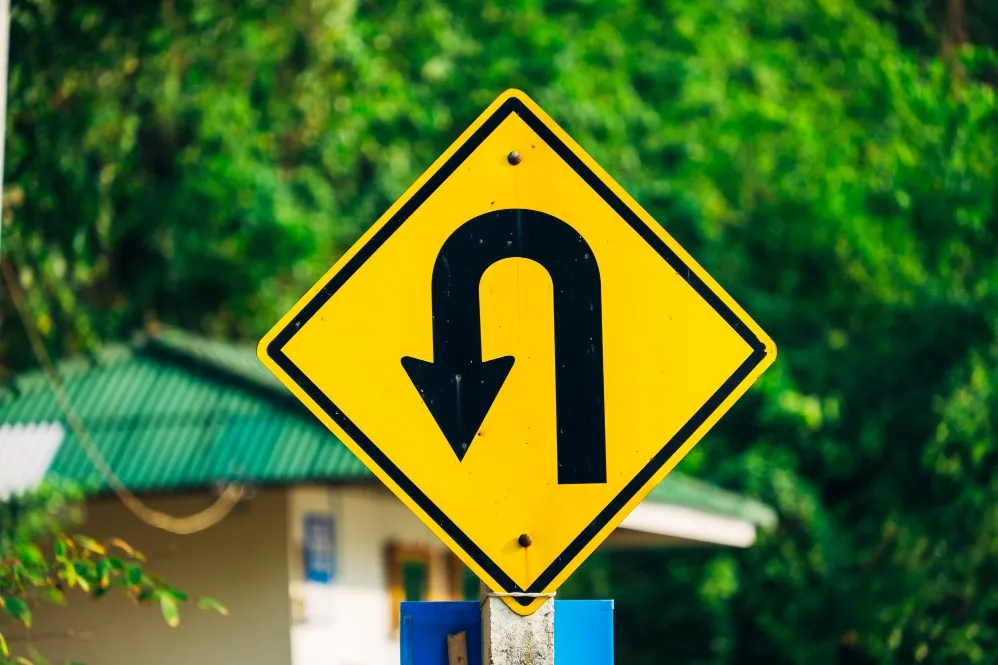 Road Signage in Pune Supporting Visibility and Wayfinding