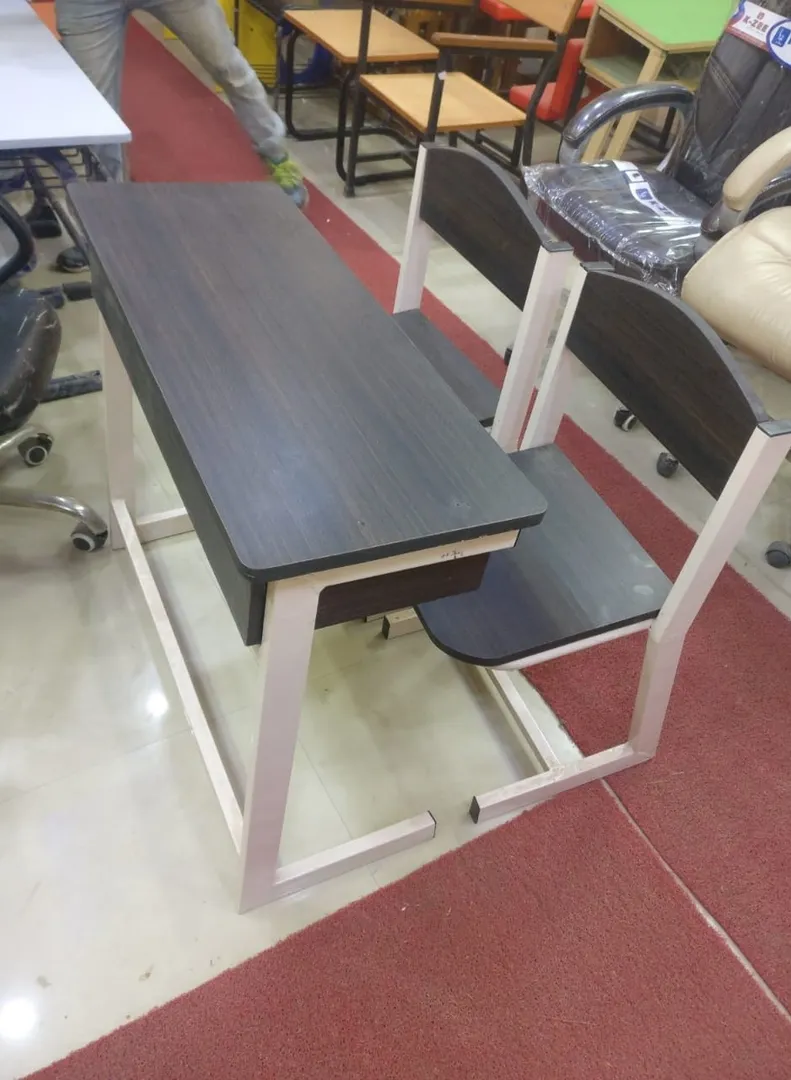 Dual Desk Manufacturer in Delhi – Encouraging Shared Learning with Practical Design