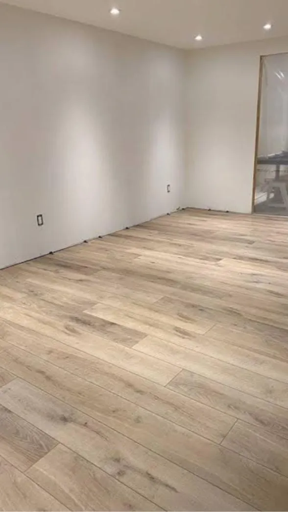 Best LG Hausys Heterogeneous PVC Vinyl Flooring Manufacturer, Trader, Dealer, Supplier We Panipat Ca...