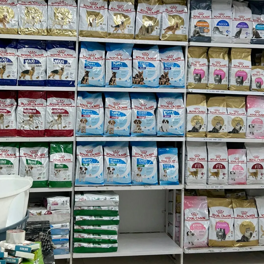 Premium Dog & Cat Food Store in Mumbai – Snoopy Petz