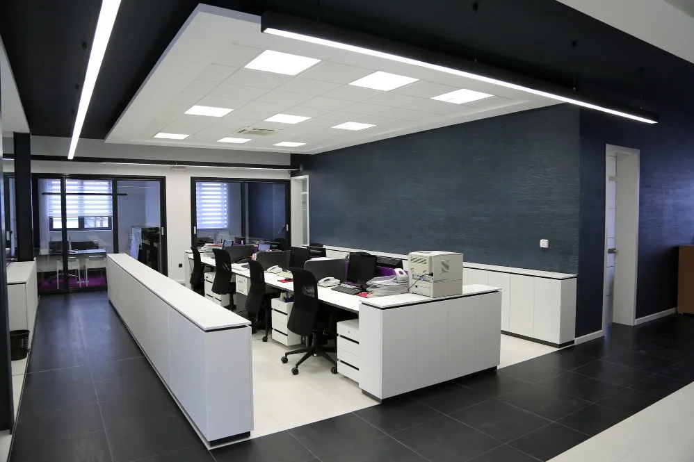 Office Interior Designing Services in Nagpur | Workspaces That Improve Productivity