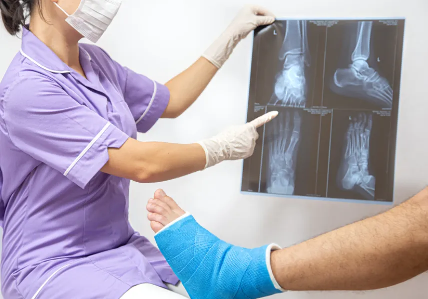 Orthopaedic Specialist Near Me in Noida – Personalized Bone and Joint Consultation