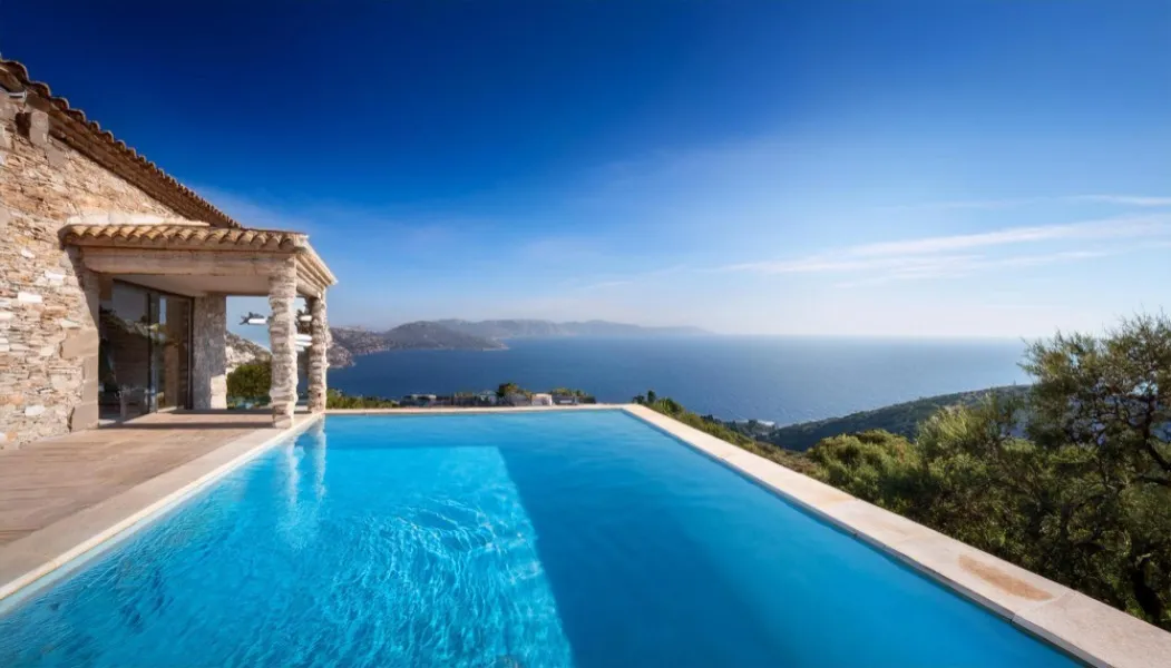 Infinity Pool for Home in Bangalore – Modern Design with Seamless Views