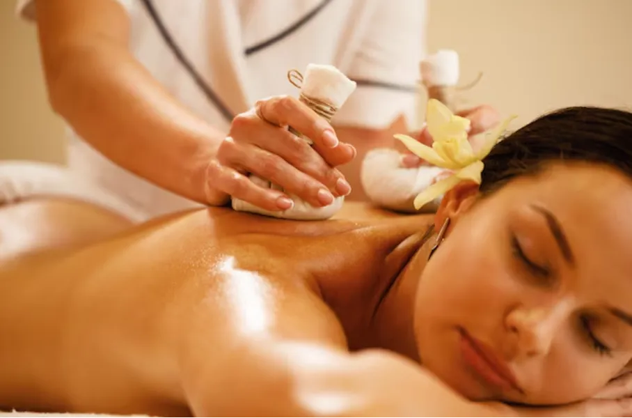 Herbal Massage in Andheri That Feels Grounded and Soothing