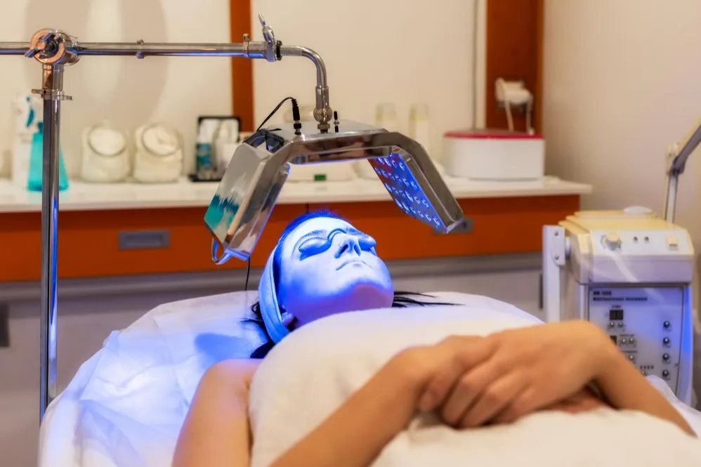 Light Therapy Treatment for Skin in Shalimar Bagh - Revitalize and Glow