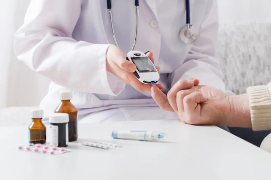 Diabetologist in Pune – Preventing Complications Before They Begin