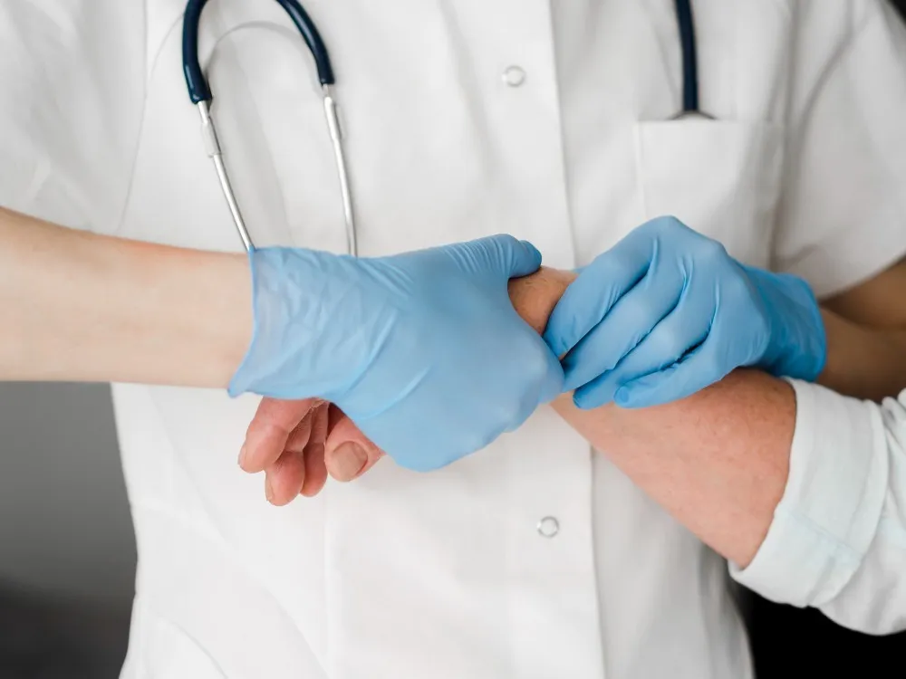 Best Hand and Wrist Surgeon Near Me โ Trusted Care in Aundh