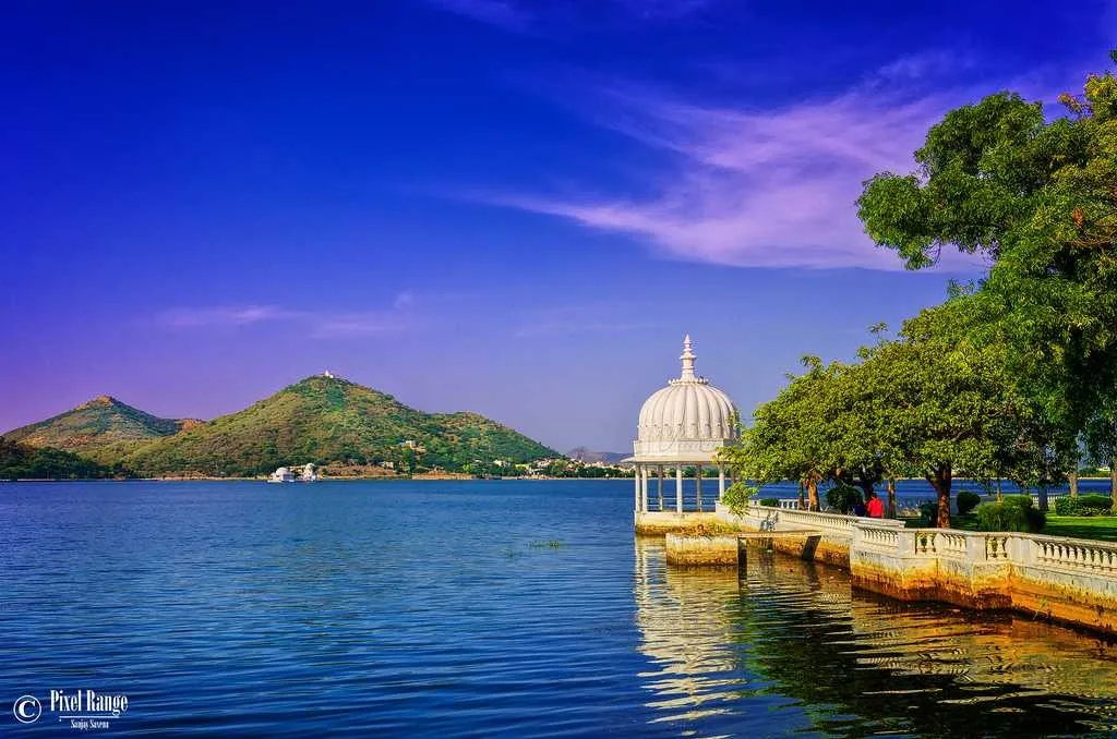 Places To Visit In Udaipur
Fateh Sagar Lake
Fateh Sagar Lake, Udaipur Overview
Fateh Sagar Lake i...
