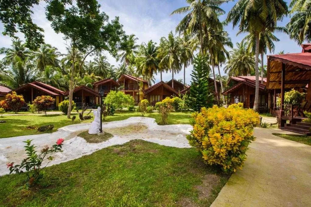 Places To Visit In Andaman and Nicobar Islands
Corbyn's Cove Beach
Corbyn, Andaman Overview
Corby...
