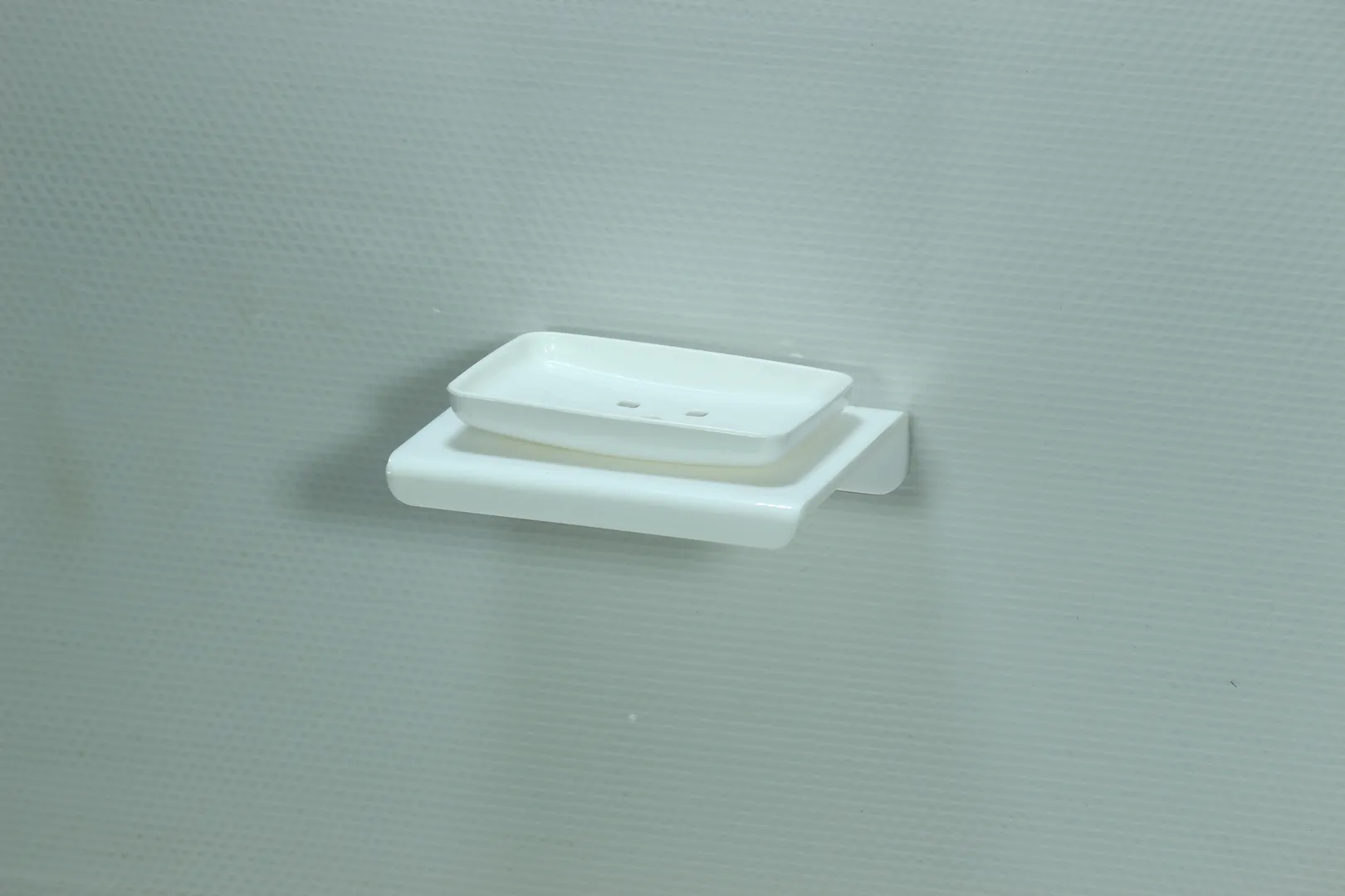 ACRYLIC SOAP DISH