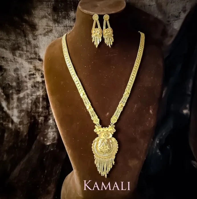 Gold Mix Haram and Necklace set for Women
Artificial Gold Plated Jewellery
Kamali Queen Imperial C...