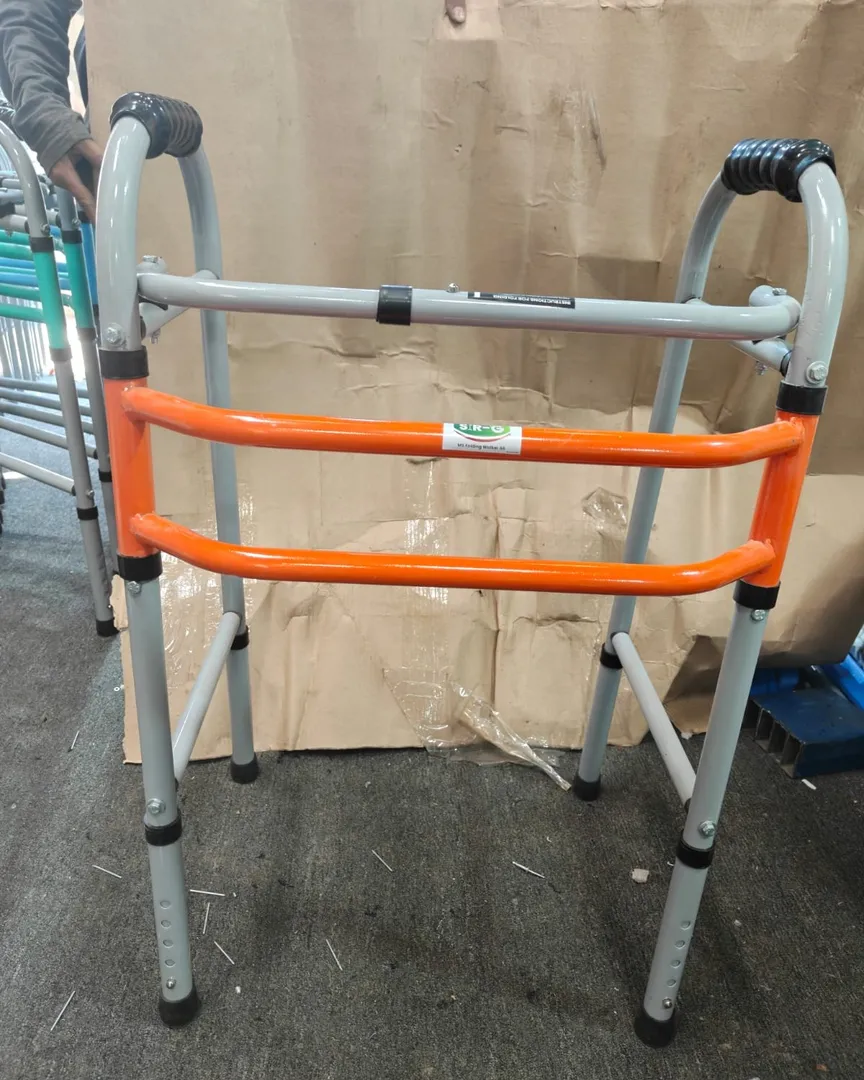 Folding Walker Best Quality ans 100+kg Weight Capacity Available in व करण फार Kalwa