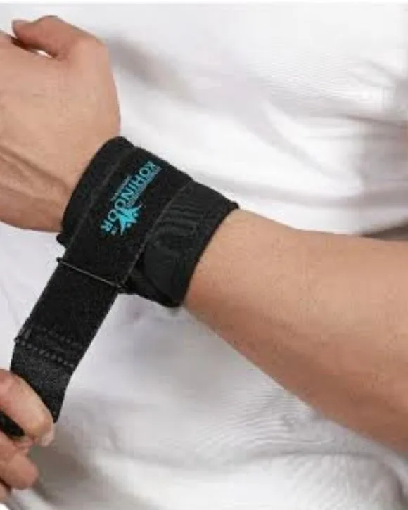 Kohinoor Neo wrist Support Available in kalwa west thane