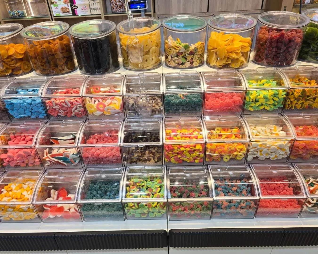 Supermarket Chocolate and Candy Jars Price