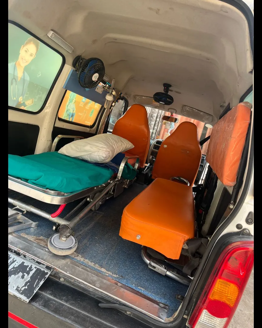 Aakash Healthcare Super Speciality Hospital, Dhanraj offers ambulance services.