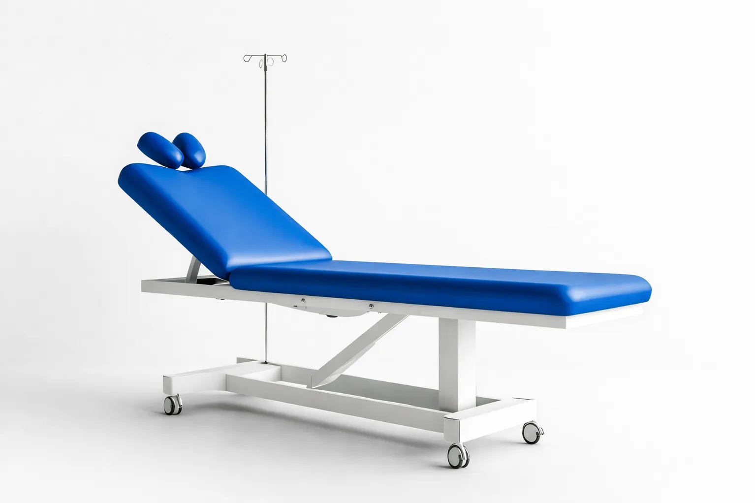 Examination Table Manufacturer in Chennai for Comfortable Patient Assessment