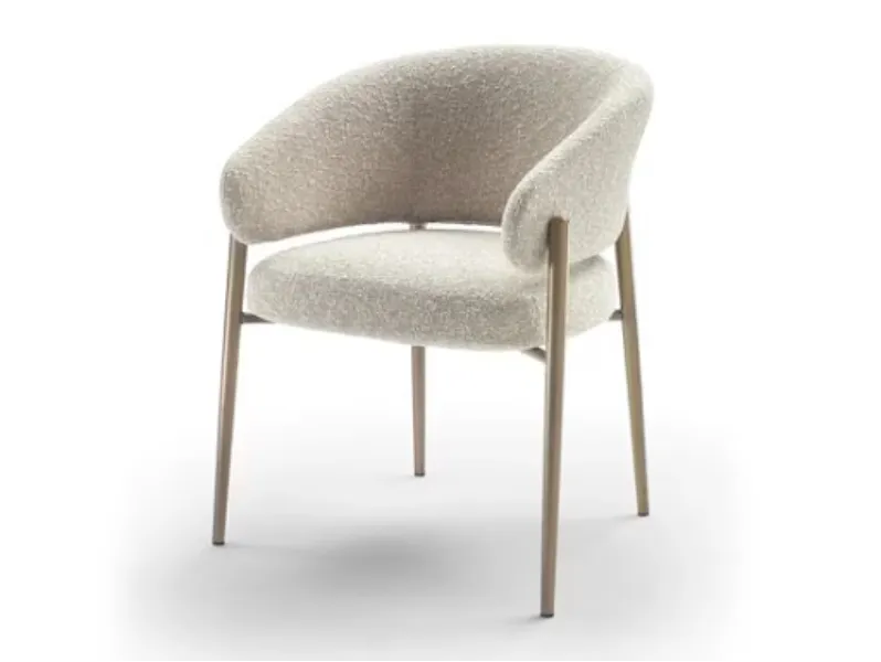 Restaurant Chair in Noida That Balances Style with Everyday Durability