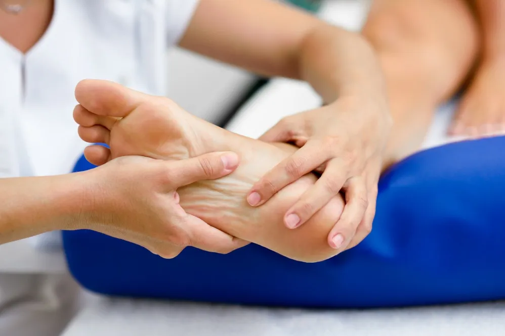 Peripheral Neuropathy and Diabetic Nerve Damage Care in Govandi Paying Attention to Nerve Health Ear
