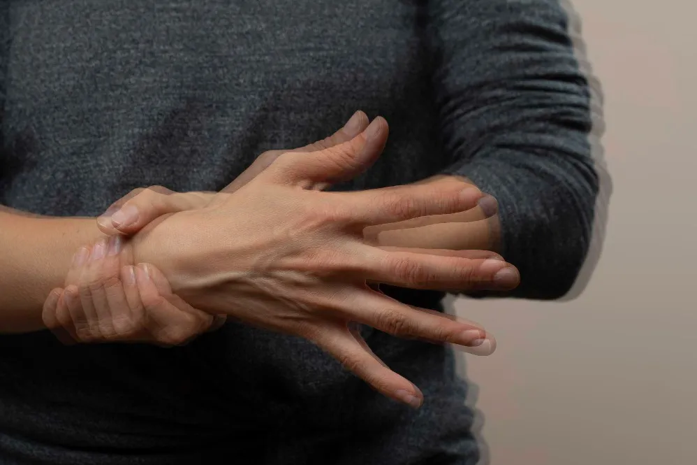 Treatment for Numbness Tingling and Nerve Weakness in Marol When Small Signals Should Not Be Ignored
