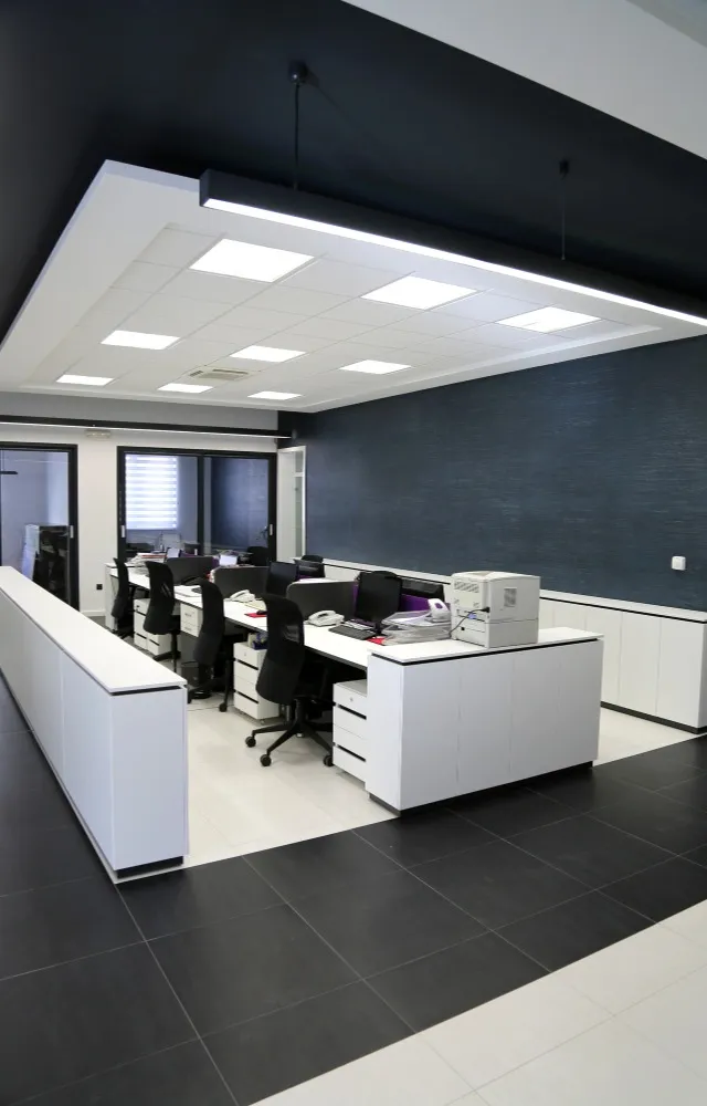 Office Interior Designing Services in Nagpur for Productive and Well-Organized Workspaces