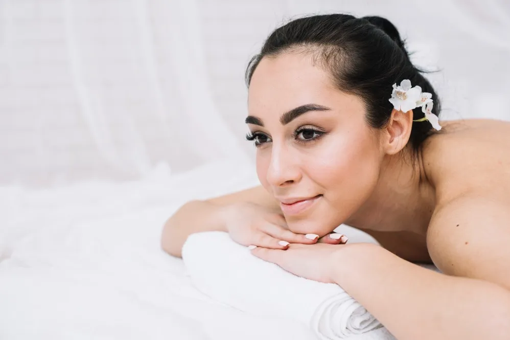 Body Whitening Treatment in Shalimar Bagh – Even Tone That Feels Natural