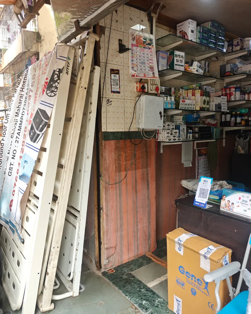 Hospital Bed with Matress on Rent Without Deposit Available in Near Chatrapati Shivaji Maharaj Hospi