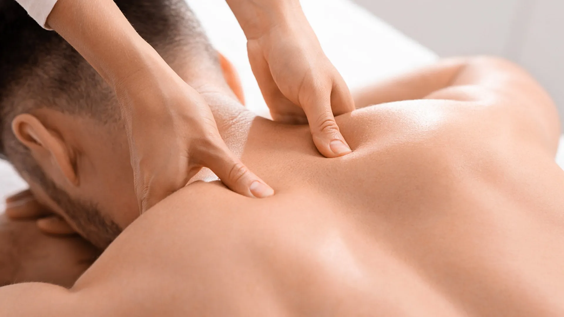 Experienced Acupressure Therapist in Vasant Kunj